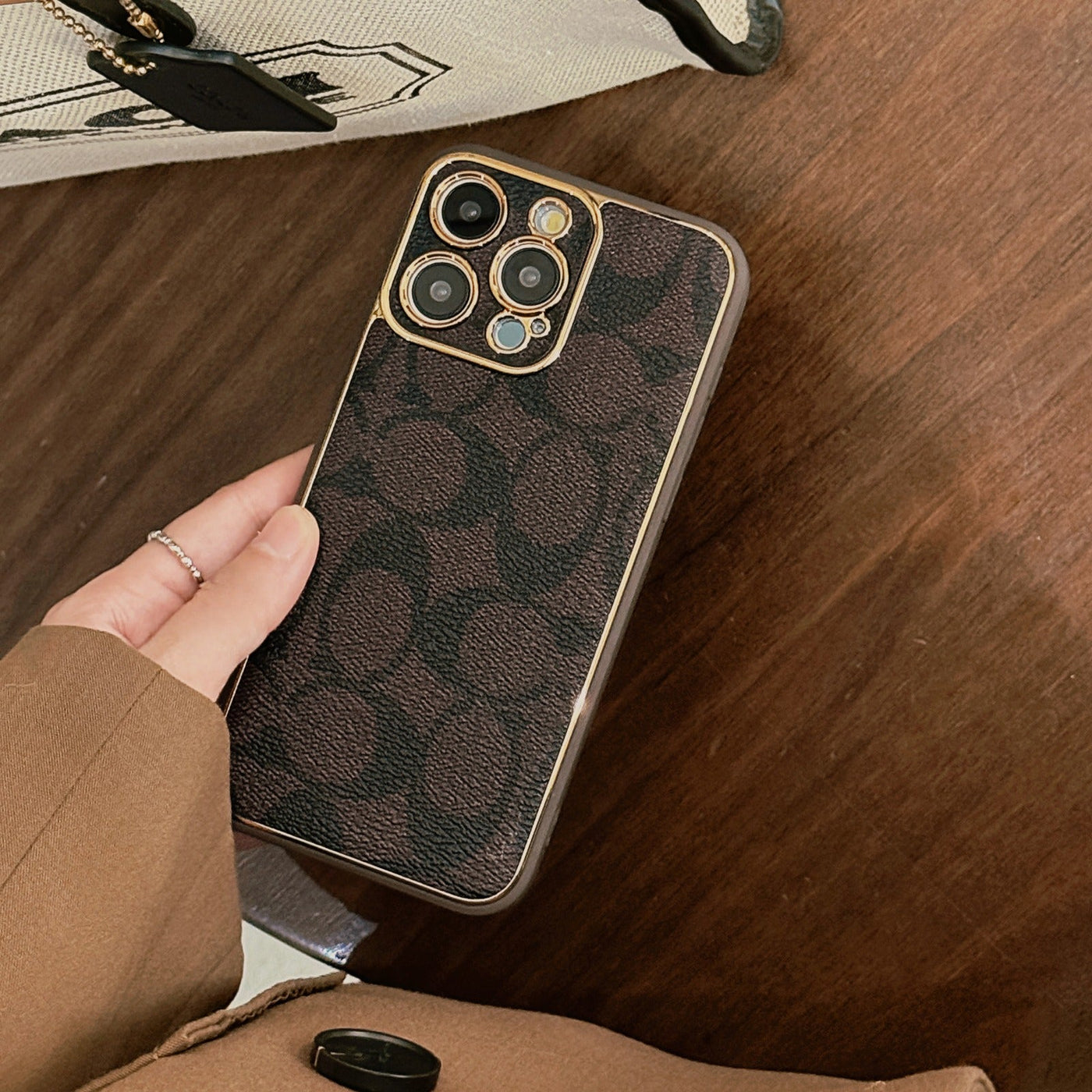 Fantastic Lujo Case For iPhone Series